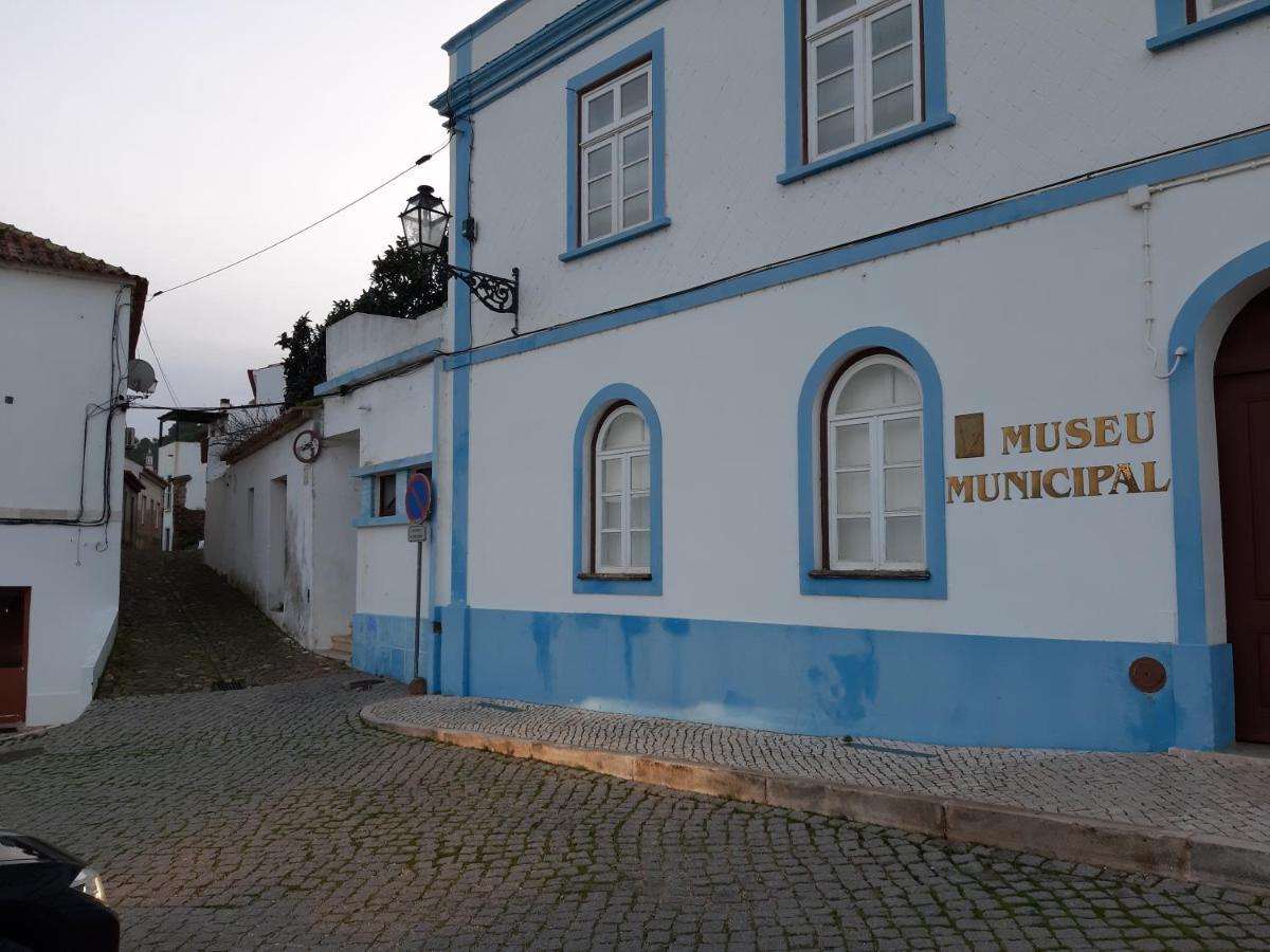 Casa Barbara - No Centro Historico De Aljezur Villa Luaran gambar